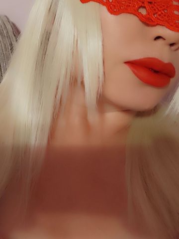 Полина